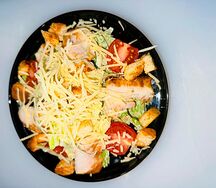 Цезарь с курицей