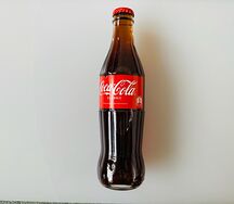 Газированный напиток Coca-Cola