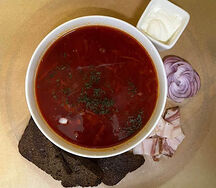 Борщ с салом