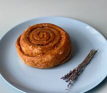 Улитка с корицей и грецким орехом