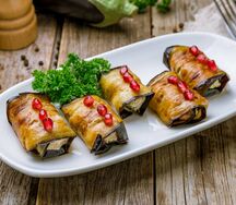 Рулетики из баклажанов