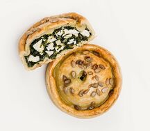 Пай с сыром фета и шпинатом