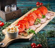 Мясная тарелка