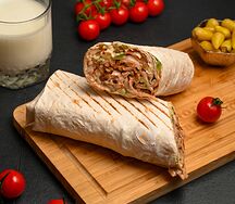 Шаурма с курицей и сыром