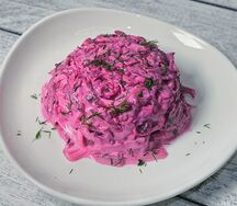 Салат свекольный с сыром