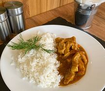 Поджарка из свинины с рисом