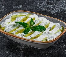 Йогурт со шпинатом