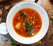 Солянка сборная мясная