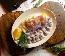 Сельдь с картофелем и луком