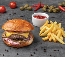 Брусничный бургер острый