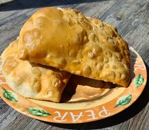 Чебурек с тушеной капустой