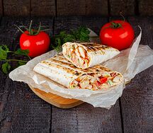 Шаверма на мангале с курицей