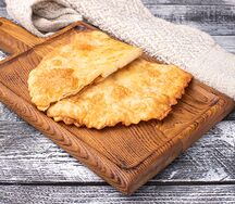 Чебурек с сыром