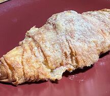 Малиновый круассан