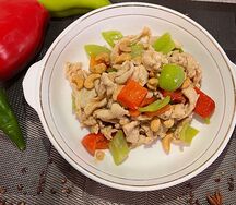 Курица с кешью