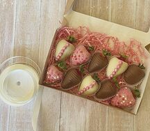 Клубника со сливками в шоколаде