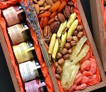 Бокс с сухофруктами Медовая сказка