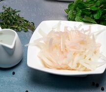Лук с виноградным уксусом