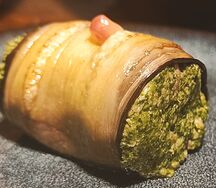 Рулет из баклажанов
