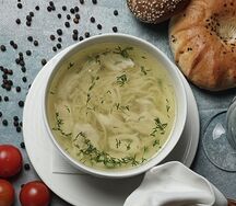 Куриный суп с лапшой