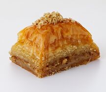 Пахлава турецкая с грецкими орехами