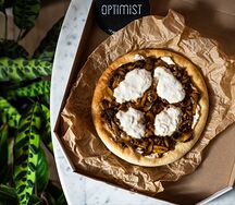 Лепешка с грибами в устричном соусе