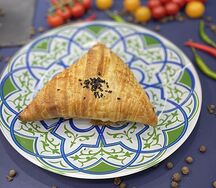 Самса слоеная с курицей