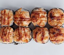Запеченный ролл с курицей