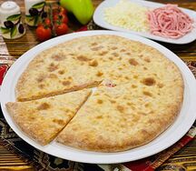 Пирог с ветчиной и сыром