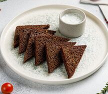 Гренки Чесночные с Чесночным соусом
