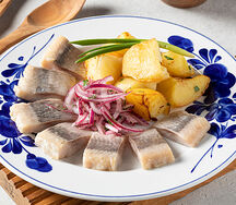 Селедочка с картофелем