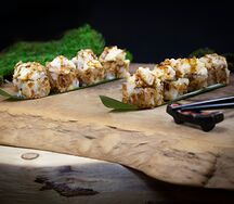 Запечённый ролл с курицей