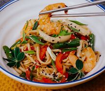 Лапша в соусе терияки с морепродуктами
