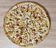 Пицца По-охотничьи