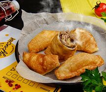 Мини-чебуреки с говядиной и свининой