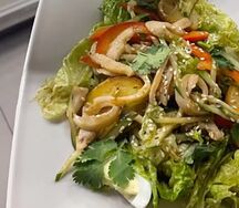 Салат с кальмаром