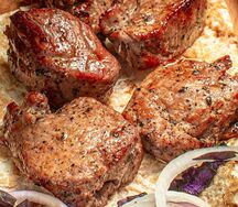 Шашлык из cвинoй шеи