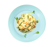 Курица запеченная с фасолью и грибами