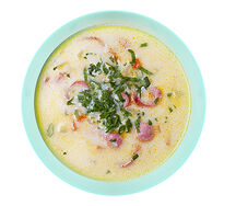 Суп сырный с охотничьими колбасками