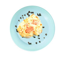 Курица запеченная с помидором