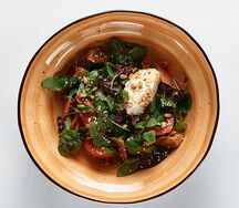Салат с баклажаном и крем-чизом