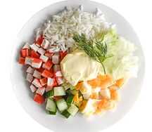 Крабовый с кукурузой и огурцом