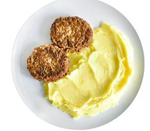 Домашние котлеты с картофельным пюре