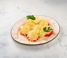 Помидоры с чесноком и сыром