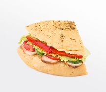 Фокачча с курицей и печеной паприкой