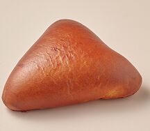 Пирожок с яблоком