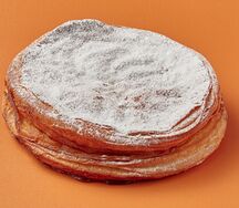 Слойка с заварным кремом