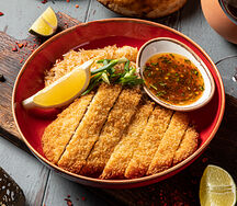 Шницель куриный с жареным рисом
