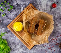 Острые чесночные гренки