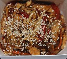 Вок с курицей